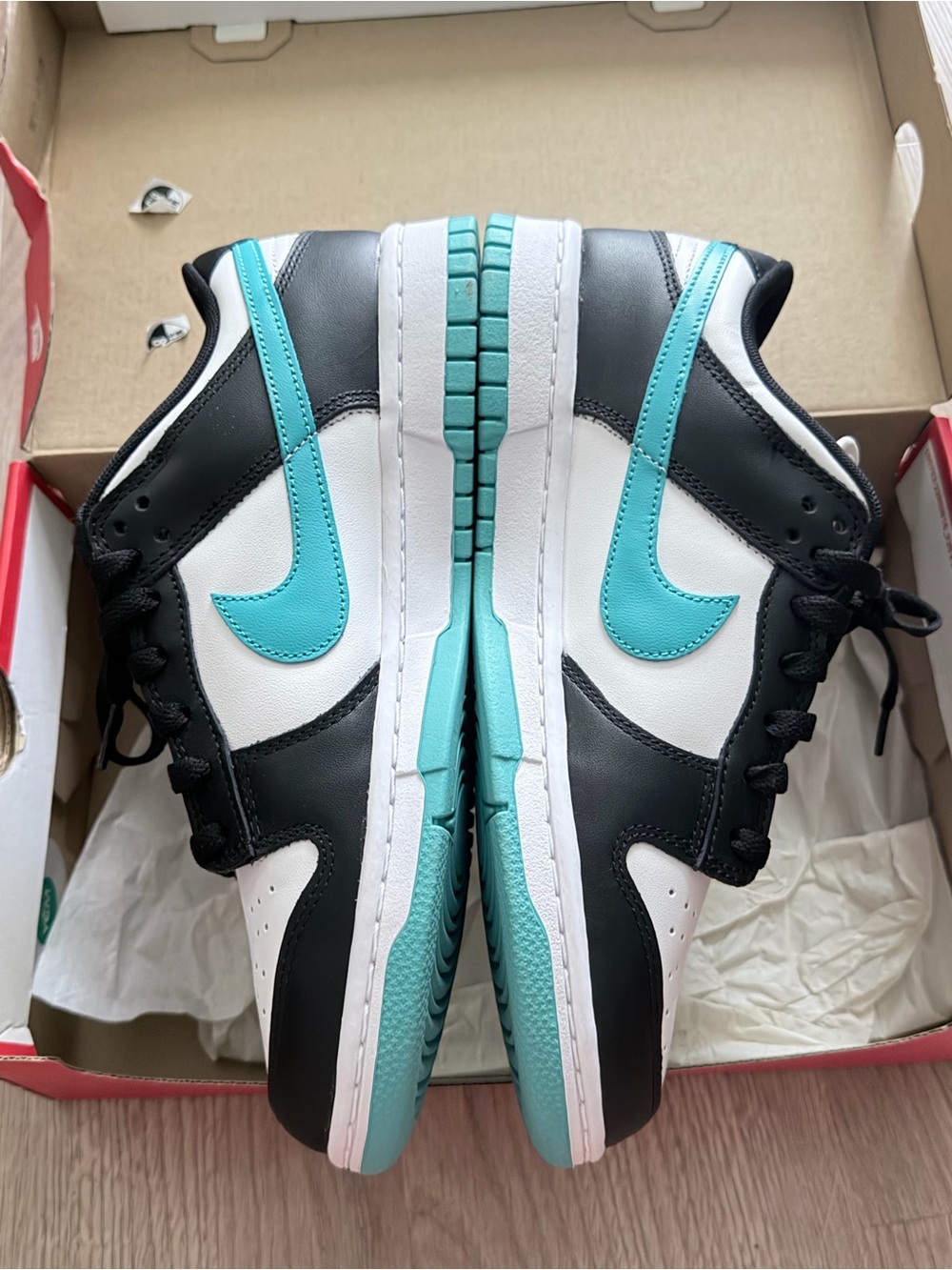 Nike Men’s Low-Top Sneakers - Black/White/Teal